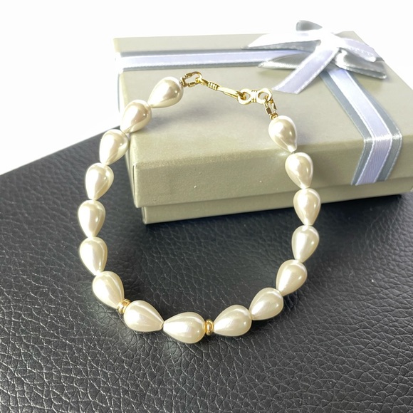 (Sold out)Gold filled Pearl bracelet, Handmade gemstone bracelet, 7.5" size. - Picture 6 of 9